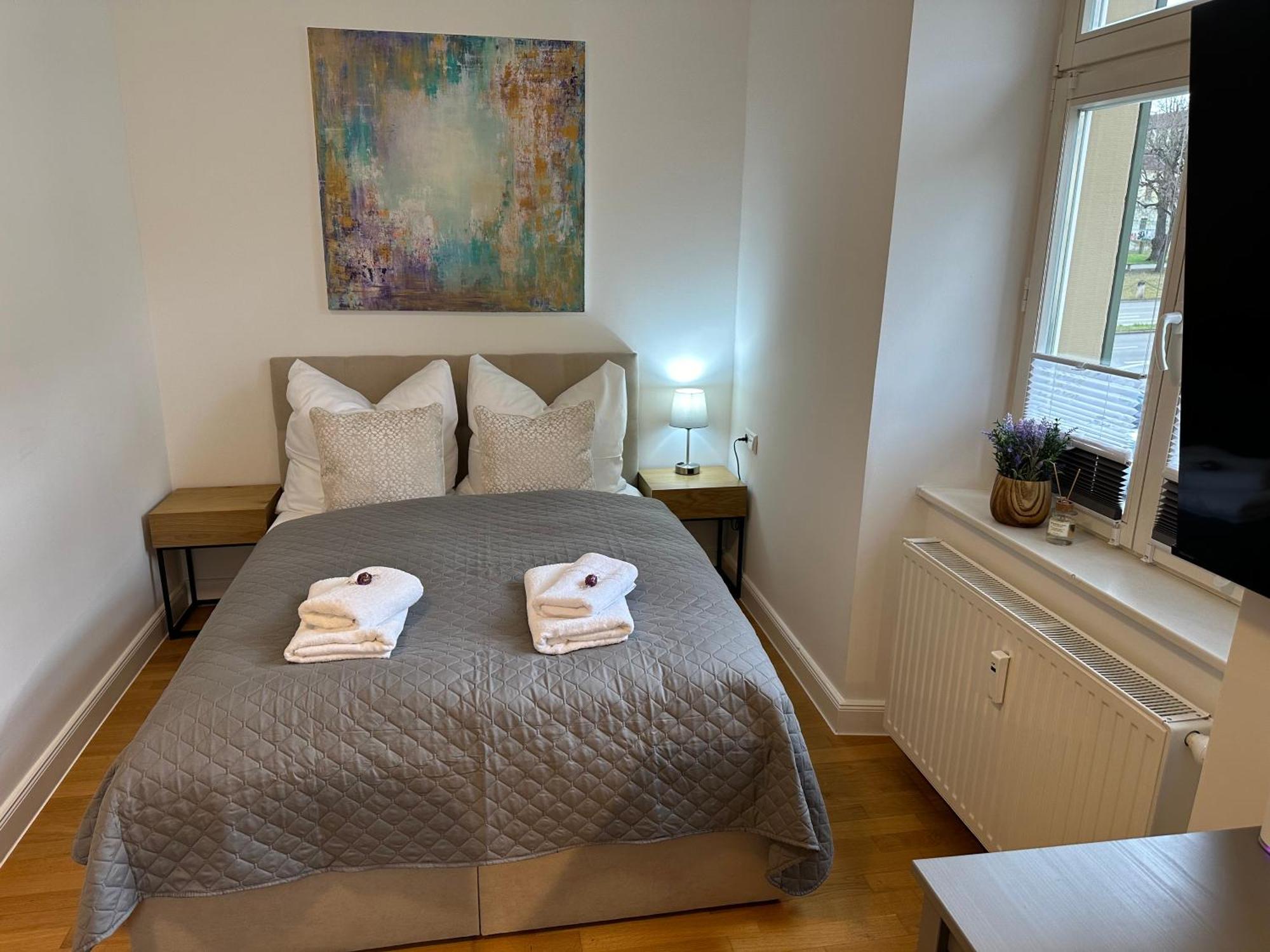 Bella Casa - Business&Family, 100M Zum Konzerteingang Schloss, Parkplatz, Smarttv, Netflix, Waschmaschine, 24H Checkin, 36Qm, Ap 12 Ludwigsburg Exterior foto